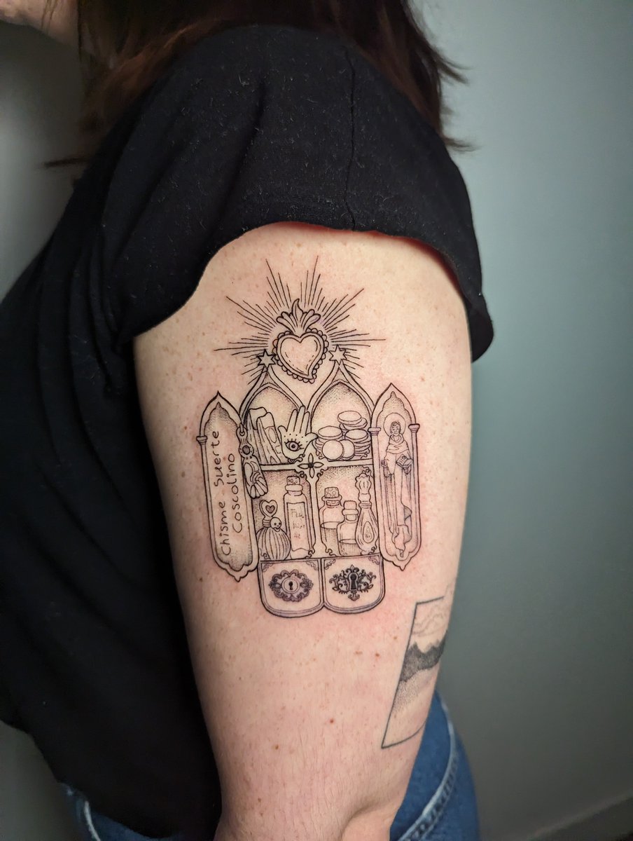 usueastier's tweet photo. Hoy me tatué uns cosa bien chula que significa mucho para mí. 😊😊 https://t.co/6SfYibsxl5