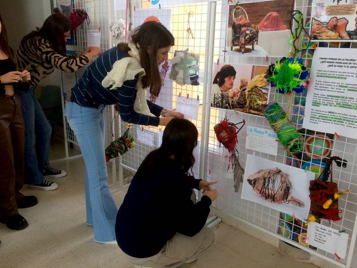 arteiesmonreal's tweet photo. Cuando piensas en la palabra "artista", ¿qué imagen visualizas en tu cabeza? En el aula hemos reflexionado sobre ello. Aquí viene #JudithScott y nuestro humilde homenaje.  Síguenos 😍🤗🧵👇
#3Diciembre 
#DiaInternacionalDiscapacidad 
#diversidadfuncional https://t.co/zEMNCqru0r