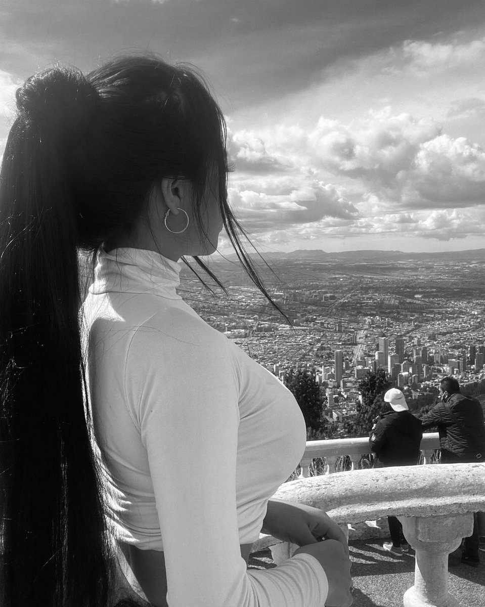 Quieres ver mas contenido? RT para enviar foticos y videos muy #hot #Colombia #Bogotá #bogotacity #ciudad #City #mamasita #latina #modelo #bogotana #colombiana