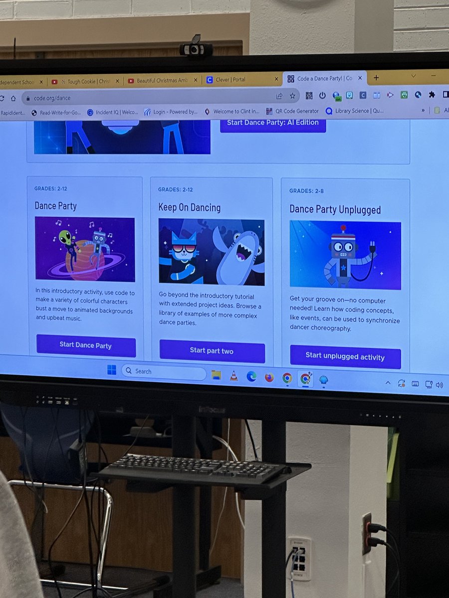 MveLibrary's tweet image. Computer science week! Coding! @cisdinsttech