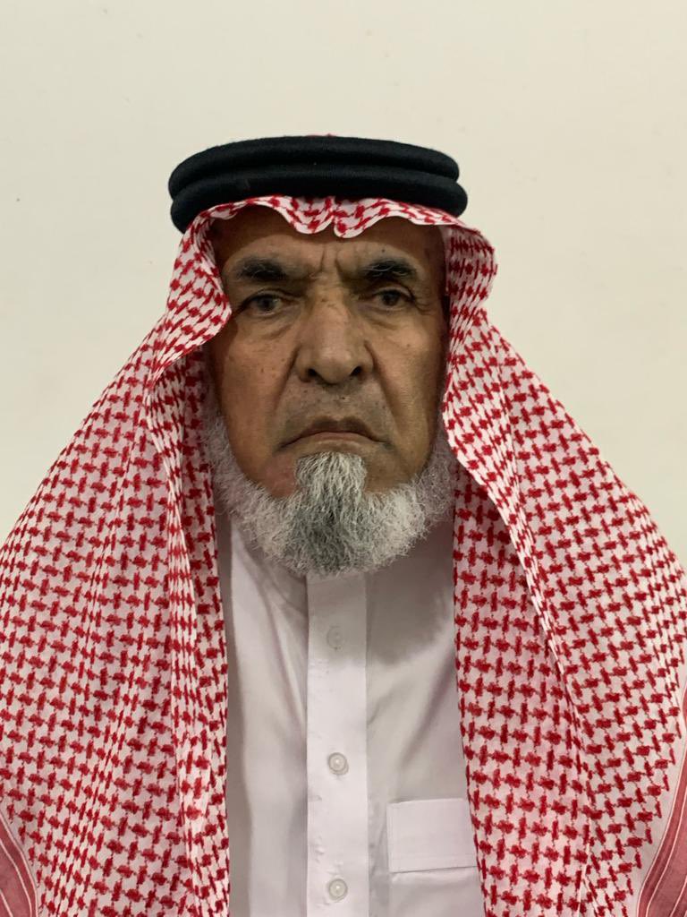 abwnwafalharbi's tweet photo. إنا لله وإنا إليه راجعون 

انتقل الى رحمة الله 
الشيخ / رده حميد الغانمي شيخ قبيلة الغوانم بمحافظة خليص 
نسأل الله أن يغفر له ويرحمه ويسكنه فسيح الجنات https://t.co/sZOnIWlLtr