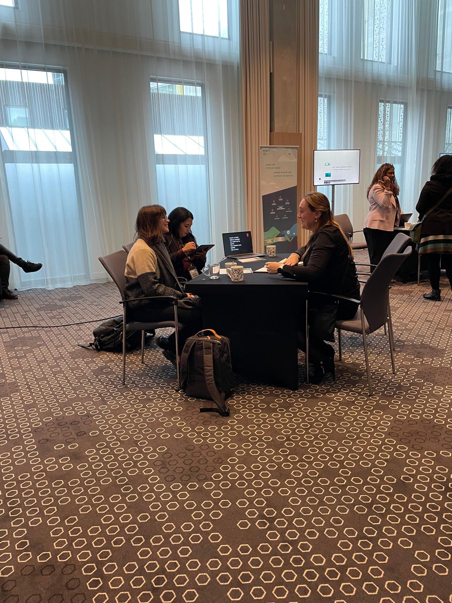 IDBSsoftware's tweet image. Day 1 at #PharmaWorX is a wrap! Don&apos;t miss our presentation on &quot;Accelerating time-to-insight for Life Sciences, Pharma and Biotech&quot; tomorrow at 10AM. We will be touching on data collection with contextual information at the point of entry, but also for #datainsight with #AI/ML.