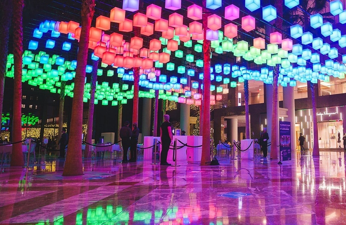 Luminaries <a href="/BFPLny/">Brookfield Place (BFPL) New York</a> is a radiant holiday experience from the LAB at Rockwell Group, and for every interaction, Brookfield Place will donate $1 up to $25,000 to GO! Send a motion-activated holiday wish or conduct the canopy of glowing lanterns. It's free! bitly.ws/34rY7