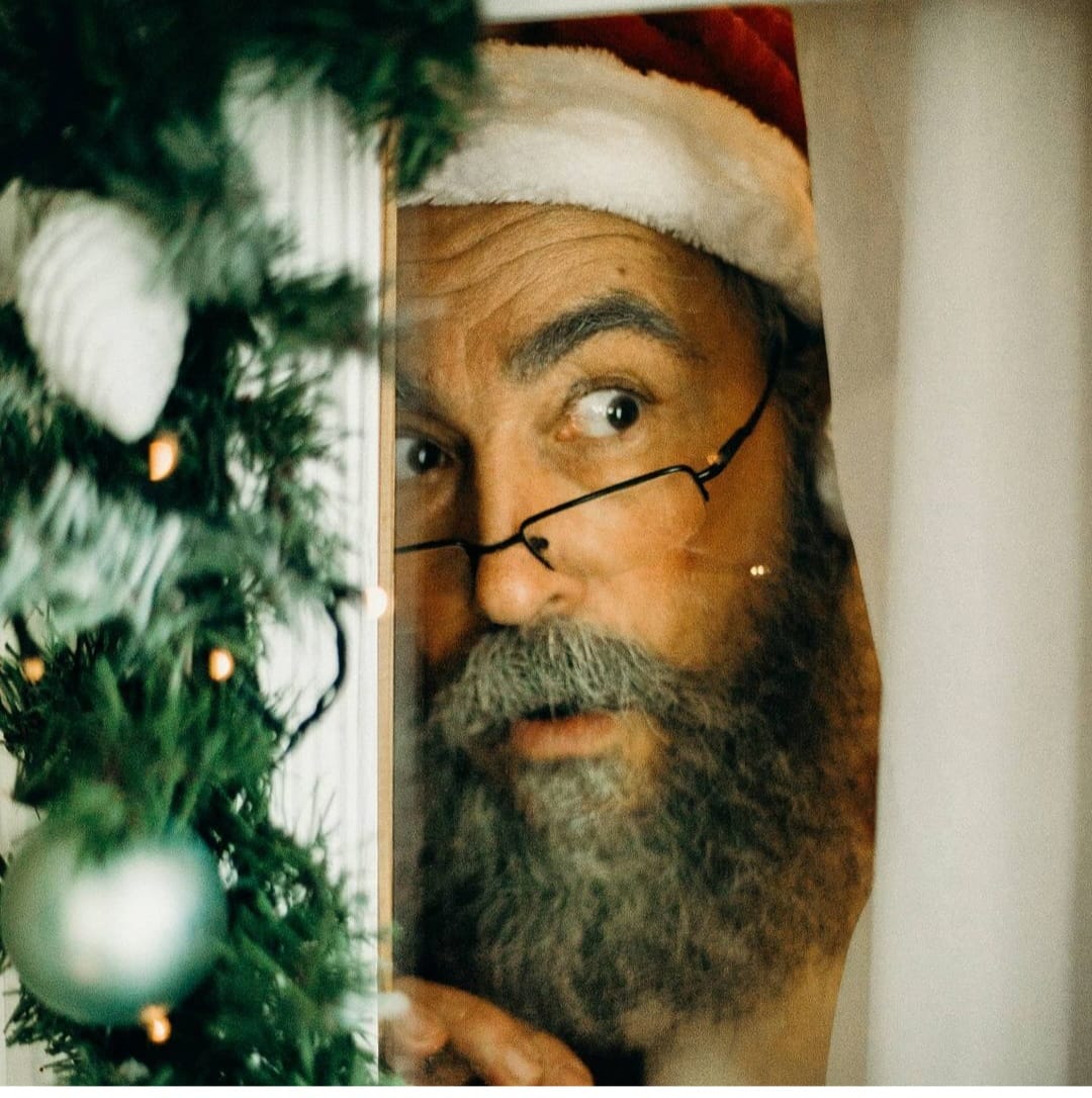 Santa is looking for boiler room operators and engineers who need to upgrade their boiler room equipment. Who needs a new boiler for Christmas? #mechanicalengineer #boilertech #EEEInc #mechanicalcontractors #boilerserviceengineer #boileroperator #christmas2023