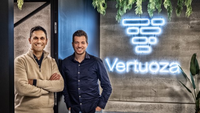 lecho's tweet photo. #Vertuoza remporte le prix de la Scale-up de l'Année https://t.co/x10LC2ClEQ Par @simonsouris | #ScaleUp https://t.co/Uh16OrrenW