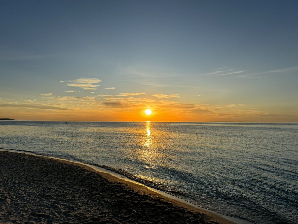 The sunsets here never disappoint 🧡💛🧡 #NoFilter #NoEditing #Sunsets #Beach #Summer #LastNight