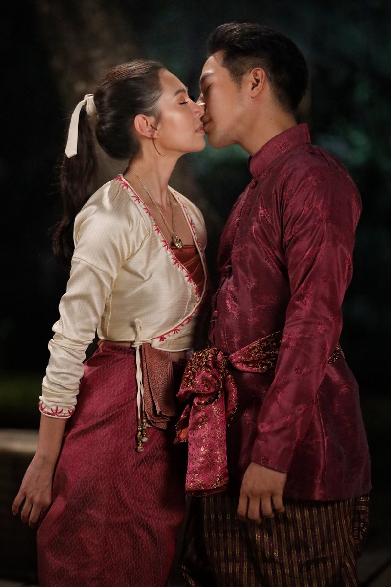 PrPrPrPr_55's tweet photo. วี๊ดดดดดด จะจบแบบนี้ไม่ได้ #พรหมลิขิตEp20 https://t.co/nes5EHwYqT