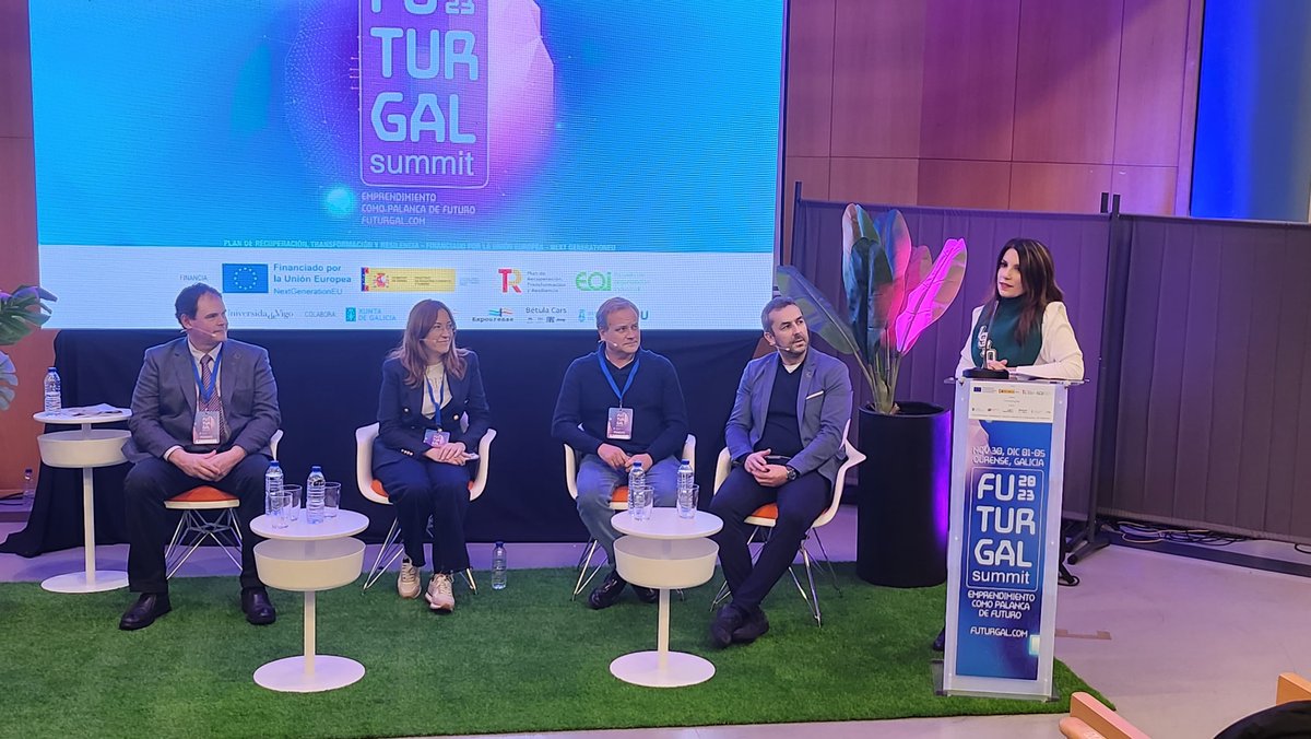 Futurgal tweet media