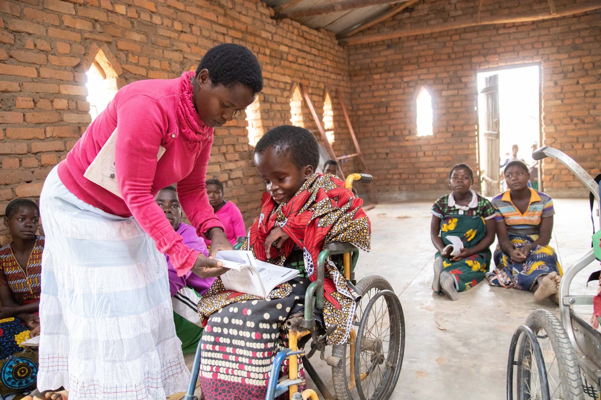 FCDOEducation's tweet photo. To mark #IDPD, we are proud to endorse the Call to Action on Disability Inclusive Education.

Children with disabilities are the least likely to be in school. 🇬🇧 is committed to changing this and supporting more girls like Chikondi: https://t.co/Uh20kO5xv3 #RightsFreedomPotential https://t.co/47MQ6GFxol