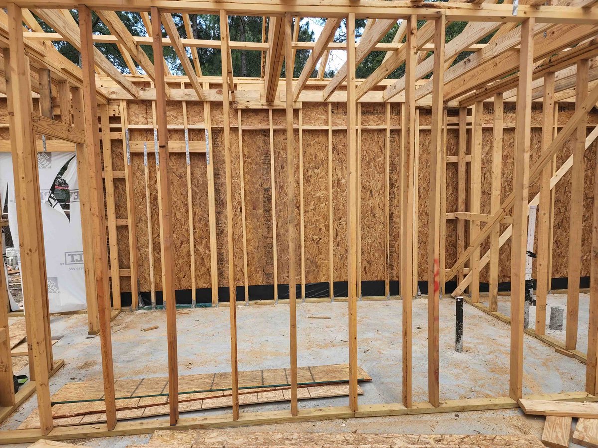 ProBuiltBuilder's tweet image. Working hard on Mondays! ProBuilt Builds from the ground up. Get started on your remodel today!! #ProBuiltBuilders