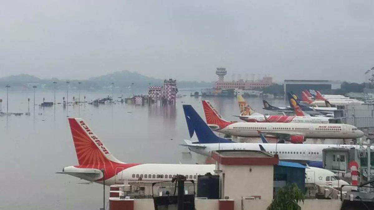 #ChennaiFloods 🌧️ | Cars sailing like boats on streets, airport and civic offices submerged 🚗🚤

Odisha deploys rescue teams in Southern districts

#CycloneMichuang #ChennaiRains2023, #Michaungcyclone #chennaicyclone  #tamilnadufloods #BharatDetails
#ChennaiAirport #AAIcares