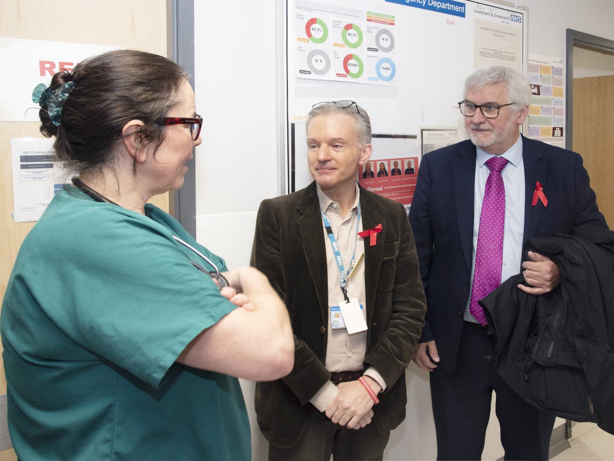 It was a pleasure to welcome @CliveEfford MP to Queen Elizabeth Hospital last Friday to mark #WorldAIDSDay2023 and share the brilliant work that goes into our opt-out HIV testing in A&E. We've now rolled it out for hepatitis B and C too – learn more here: lewishamandgreenwich.nhs.uk/latest-news/cl…