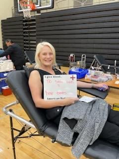 JenniferLewis71's tweet photo. Here’s why we give.  GHS blood drive until 12:45!
⁦@GlenwoodRams⁩ https://t.co/8tIuqyqWi1