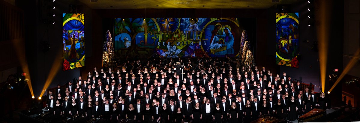 WartburgCollege's tweet photo. Thank you to all who attended the 77th annual Christmas with Wartburg performances in West Des Moines and Waverly! Check out the full gallery of photos at https://t.co/SrdtLsIM9j

Special thanks to Julie Drewes, our visual media manager, for 📸 https://t.co/VDWbHgpaMO