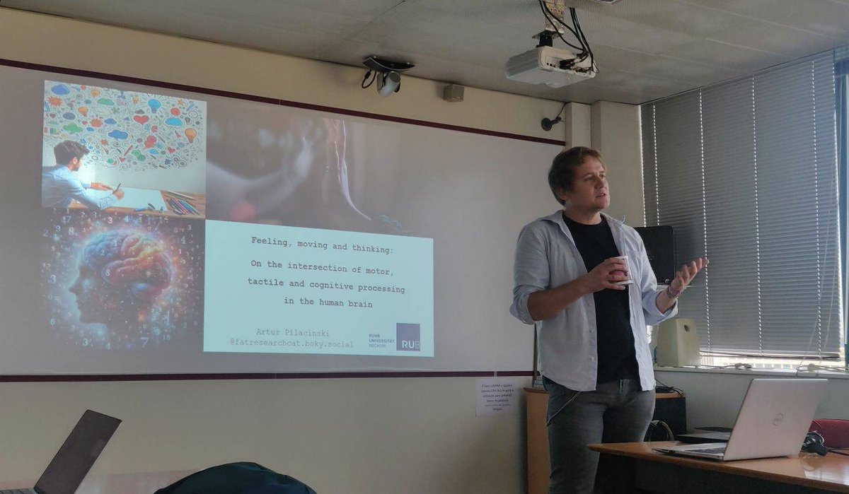 laseeb_isr's tweet photo. An invited talk took place today @laseeb_isr
 @ISR_Lisboa, featuring @fatresearchcat, researcher at @klaeslab presenting his work on the intersection of motor, tactile &amp; cognitive processing in the human brain. #brain #vr #robotics #phantomtouch https://t.co/njWAFGJrEv