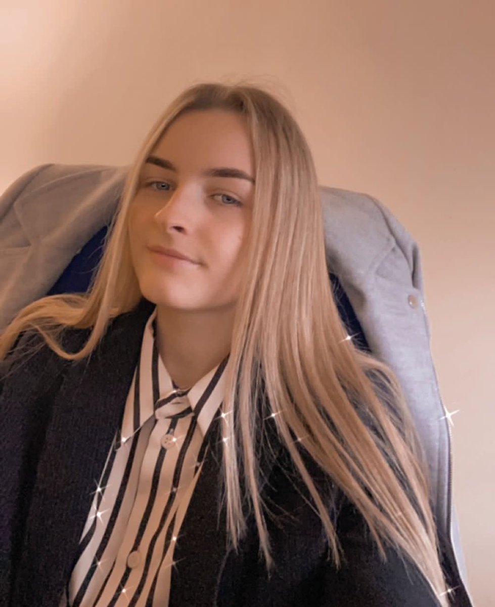 First day on the job 😊👔

#AshleyGregoryRacing #NewJob #NewAdventure #MondayMotivation