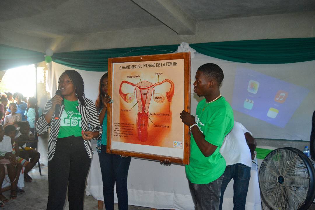 fanm_ede's tweet photo. #retou_sou_lane_2023
Fòmasyon ak Lansman Mouvman Fanm EDE nan komin #Monri, depatman Latibonit.
#EDE
💚💚💚 https://t.co/OgN0vnkLK6