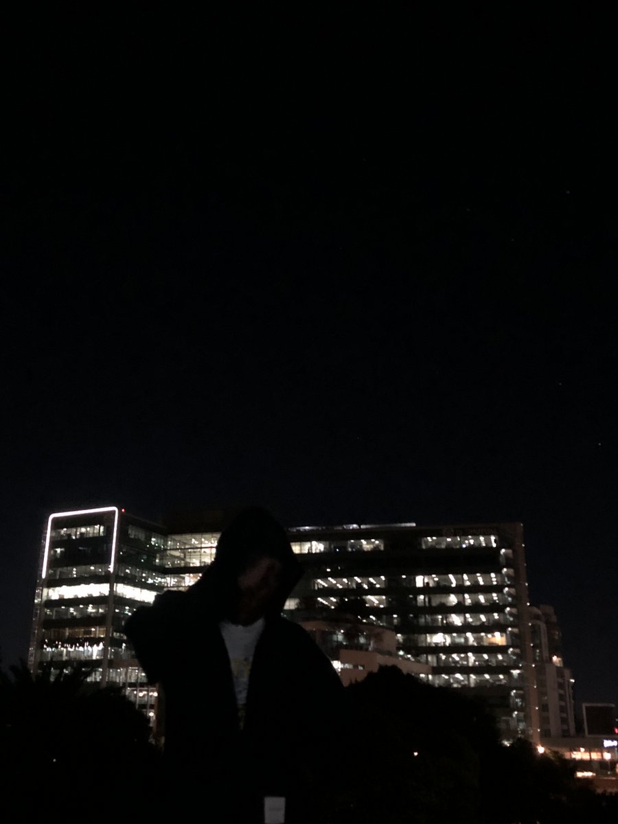 killtreezy's tweet photo. #freephantom 🕷️ https://t.co/D1gpoU6EKx