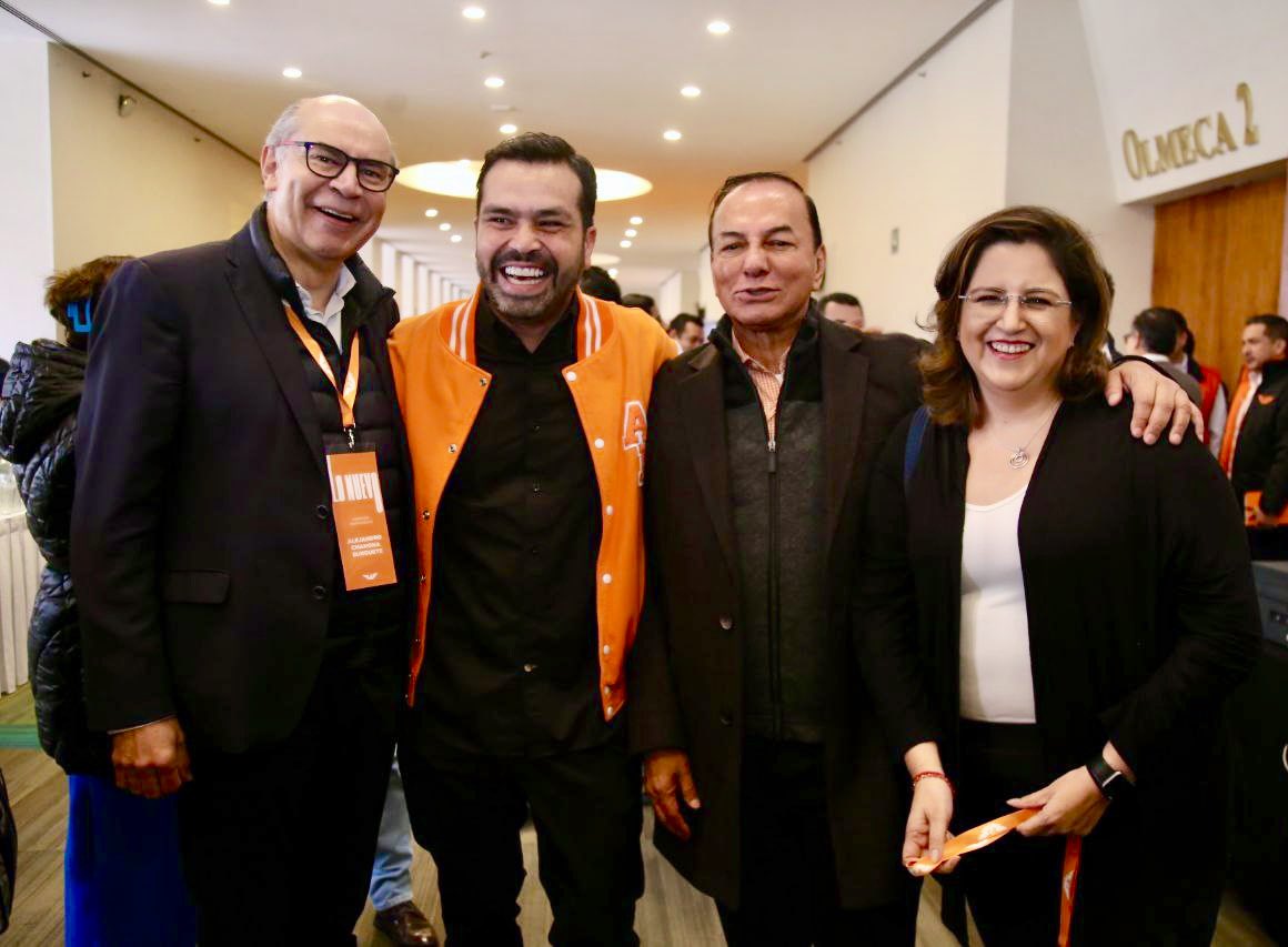 AlvarezMaynez's tweet photo. A punto de iniciar la Coordinadora Ciudadana Nacional, con el gusto de saludar a quienes construyeron este proyecto desde sus cimientos. https://t.co/qkvHlHHi6h