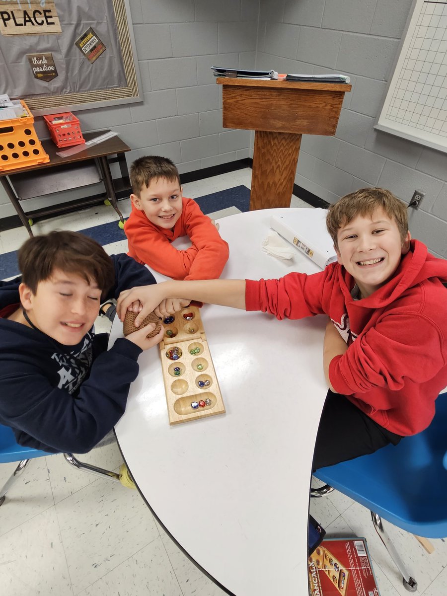 Nicole Yunker tweet media