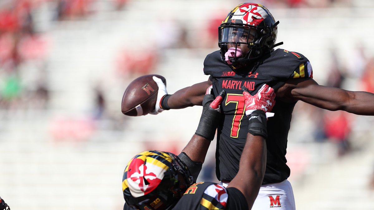 I’m beyond blessed to receive my first offer from the University of Maryland @lancethompson_ @CoachSumlin @CoachJesse18 @CoachMeyerCAI @BobCefail #AGTG 🙏🏾