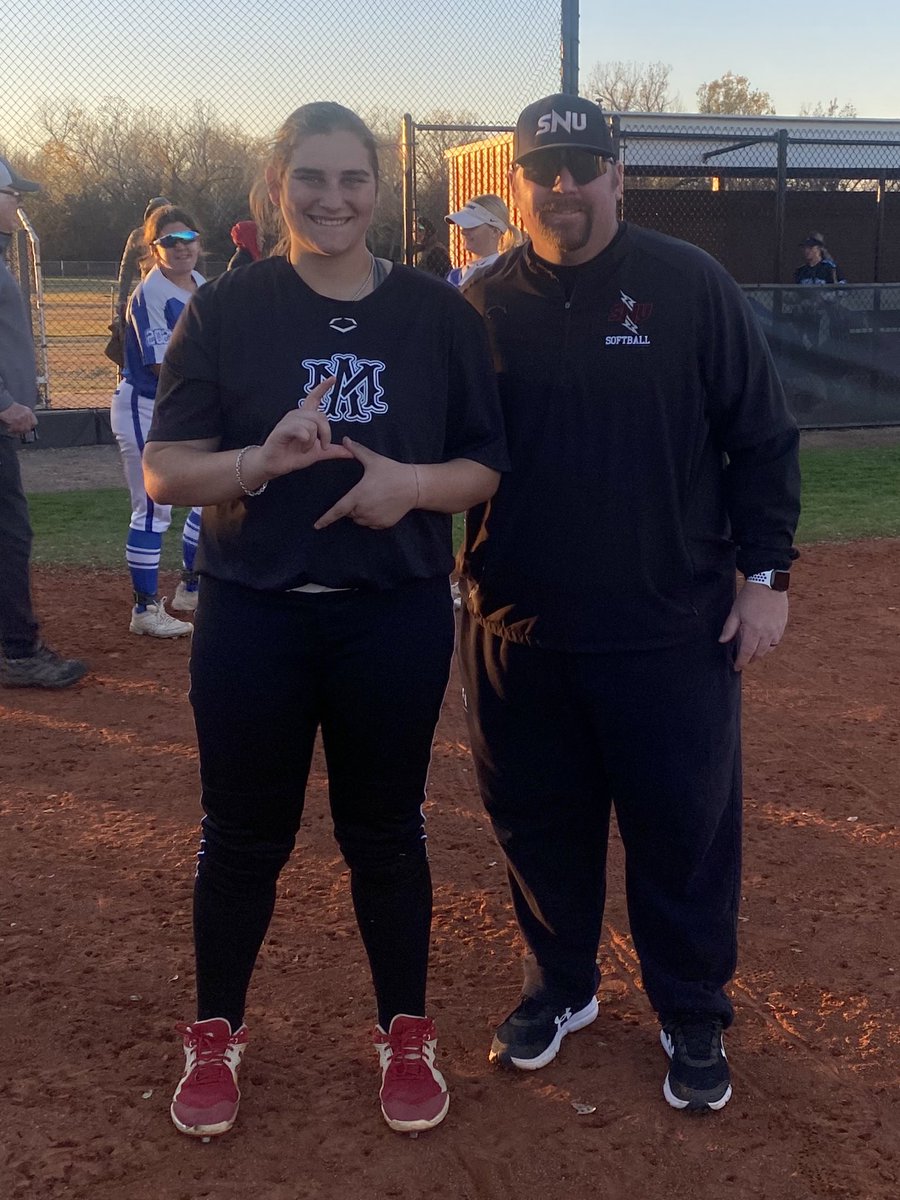 NataleeSmith19's tweet photo. thank you to coach Madden and his staff for the opportunity to come and learn the SNU way.  i had a great time and got some good feedback from the coaches.  @Coach_BMAD @SNUSoftball https://t.co/NxM8YU99oW