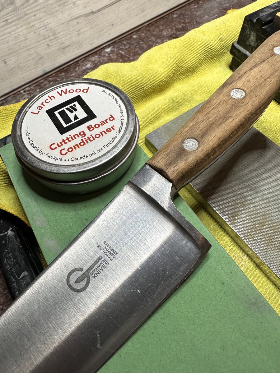 SharpknivesNS's tweet photo. If the handle on your ⁦@grohmannknives⁩ looks dried out this cutting board conditioner is perfect. Also made in NS, a blend of beeswax and mineral oil does a wonderful job of bringing the wood back to life. (Now if you put the knives in the dishwasher, don’t bother). https://t.co/gsFHVDdVua