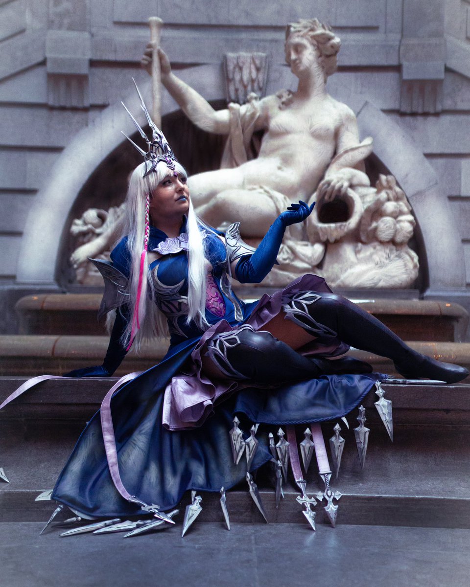 SoltySketches's tweet photo. At the Blizzara Ball in my Shiva Ryne, I had 4 separate instances of fem walking up to me and saying “I’m not trying to be creepy but your boobs look amazing!” And I consider that the HIGHEST of compliments in that cosplay!! Hehehe. WINNING! https://t.co/QXZQuPG13w