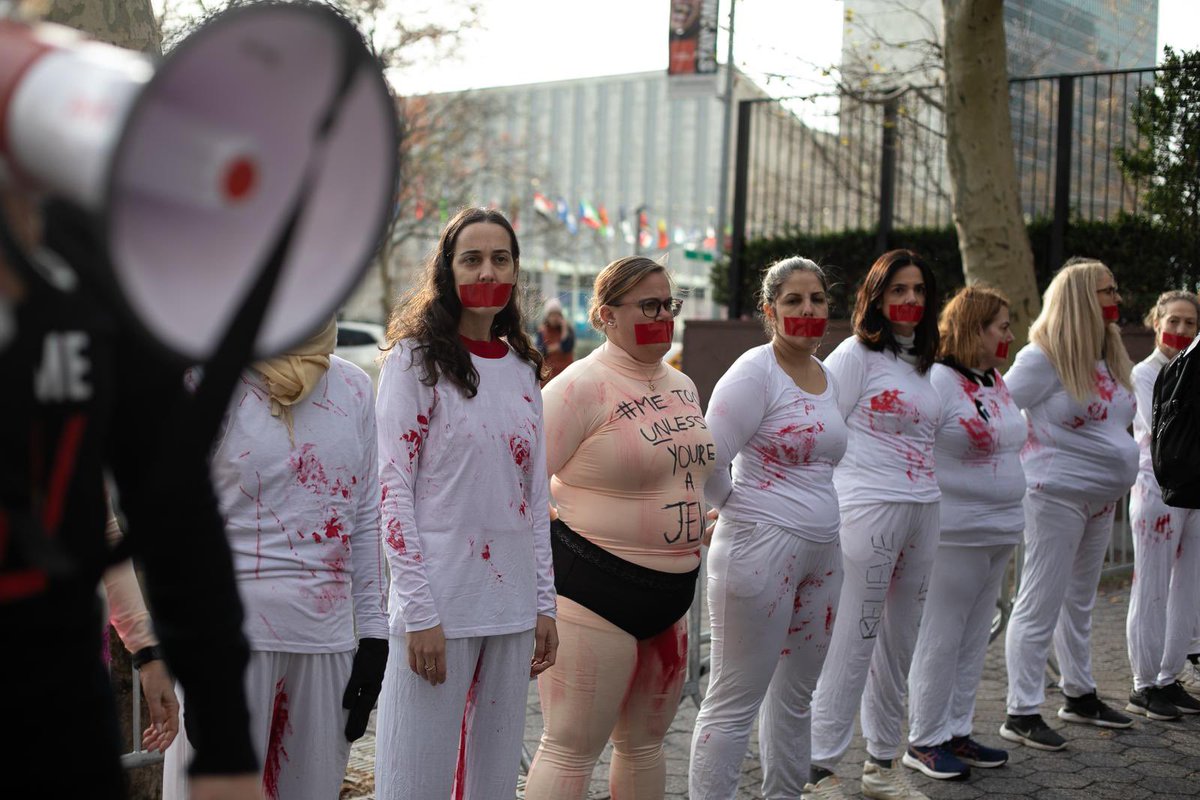 ‏Tal Schneider טל שניידר تال شنايدر tweet media