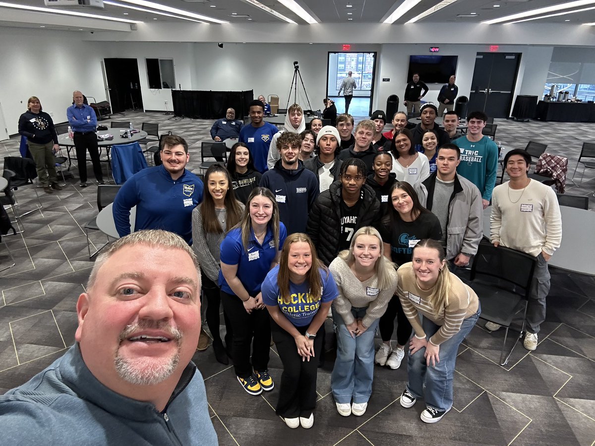 NJCAA_Exec's tweet photo. Student leaders from all over @OCCACSports this am!   Great group of @NJCAA student-athletes! https://t.co/e4yhSW0OXk