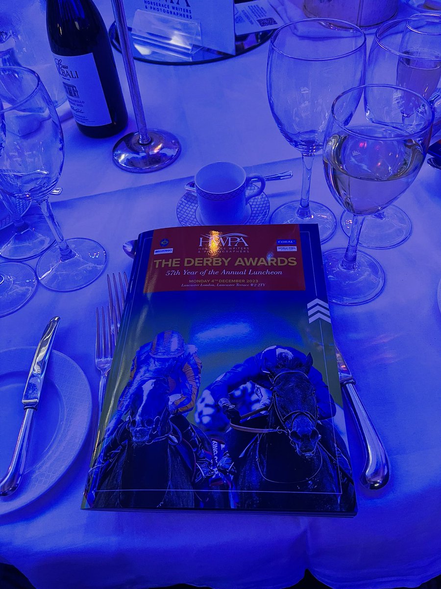 Wonderful lunch @royallancaster for the 2023 @HorseraceMedia Awards. So well organised by @dpcleary whose jokes were (almost) as ‘good’ as mine! 😉 So lucky and privileged to work in such a brilliant industry. Congratulations to all of today’s winners! 🏆