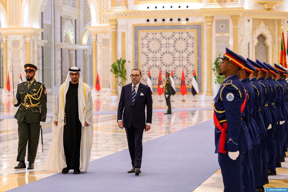elarabox's tweet photo. An official reception of His Majesty King Mohammed VI by the President of the United Arab Emirates 🇲🇦🇦🇪 https://t.co/lKwZw69u8w