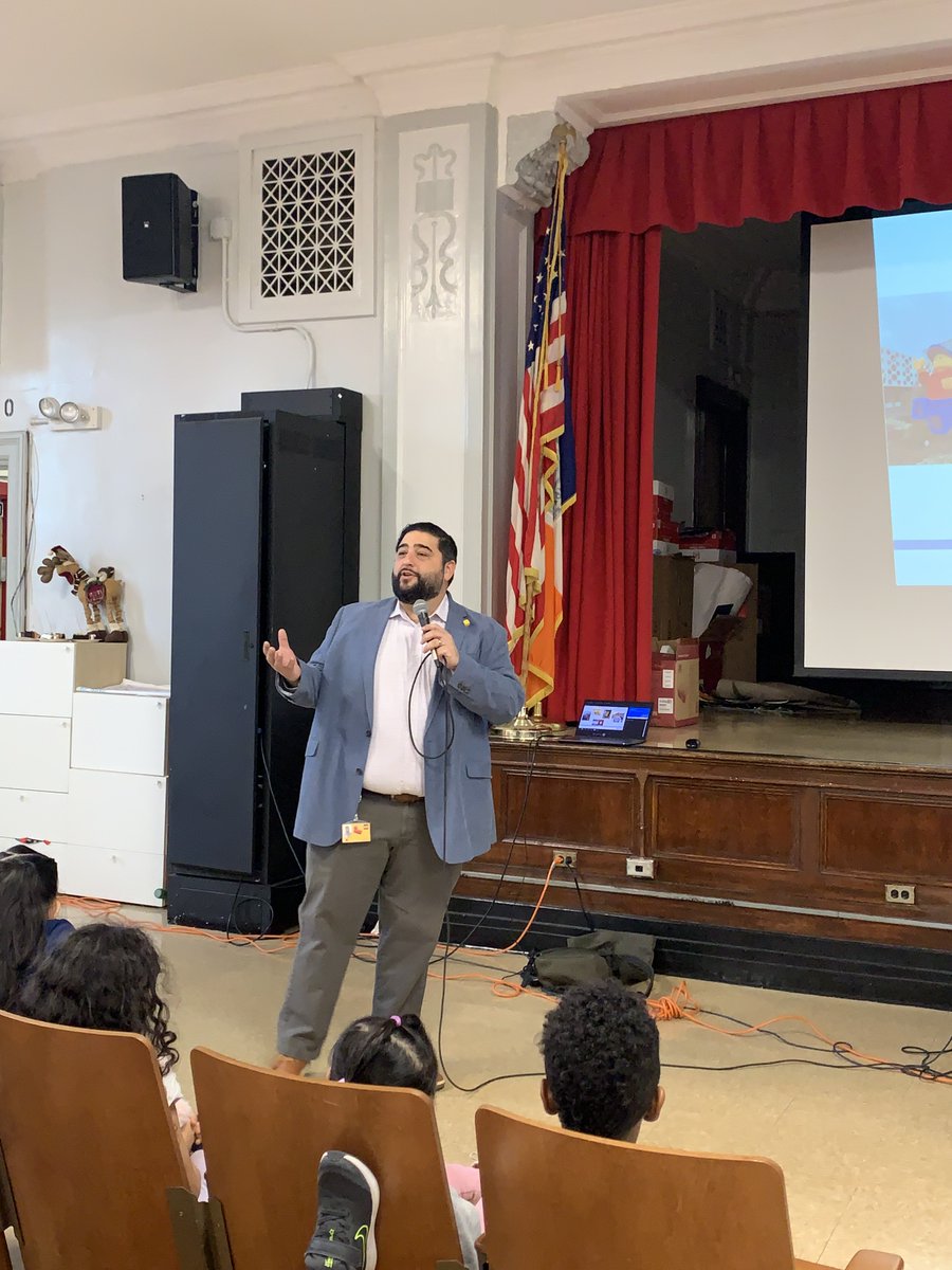 PS94 David D Porter (@ps94davidporter) on Twitter photo Joseph Sanfilip of Lego Education launched Computer Science Ed Wk with a fun interactive coding activity teaching us important concepts like sequencing & decomposition, breaking down of problems into small steps. <a href="/94QDavidDPorter/">Laura Avakians</a> <a href="/D26Team/">District 26</a> <a href="/NYCSchools/">NYC Public Schools</a> <a href="/CSforAllNYC/">CSforAllNYC</a> <a href="/MrsQuartarone/">Danielle Quartarone</a> Joseph Sanfilip of Lego Education launched Computer Science Ed Wk with a fun interactive coding activity teaching us important concepts like sequencing & decomposition, breaking down of problems into small steps. <a href="/94QDavidDPorter/">Laura Avakians</a> <a href="/D26Team/">District 26</a> <a href="/NYCSchools/">NYC Public Schools</a> <a href="/CSforAllNYC/">CSforAllNYC</a> <a href="/MrsQuartarone/">Danielle Quartarone</a>