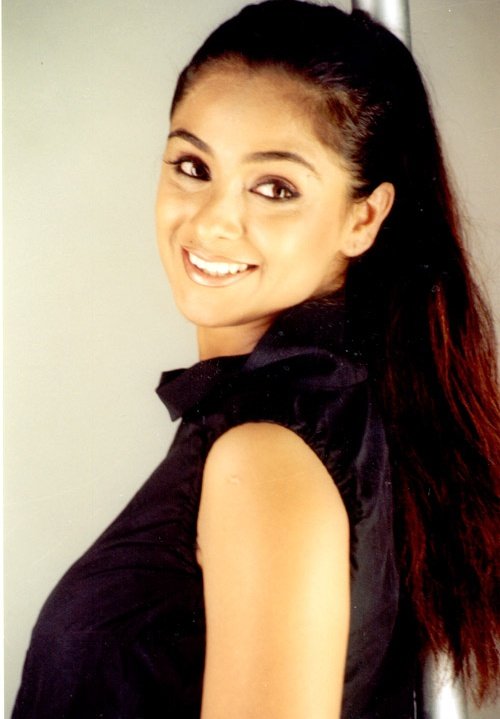 GAhL7TRWoAAO_0E?format=jpg&name=900x900