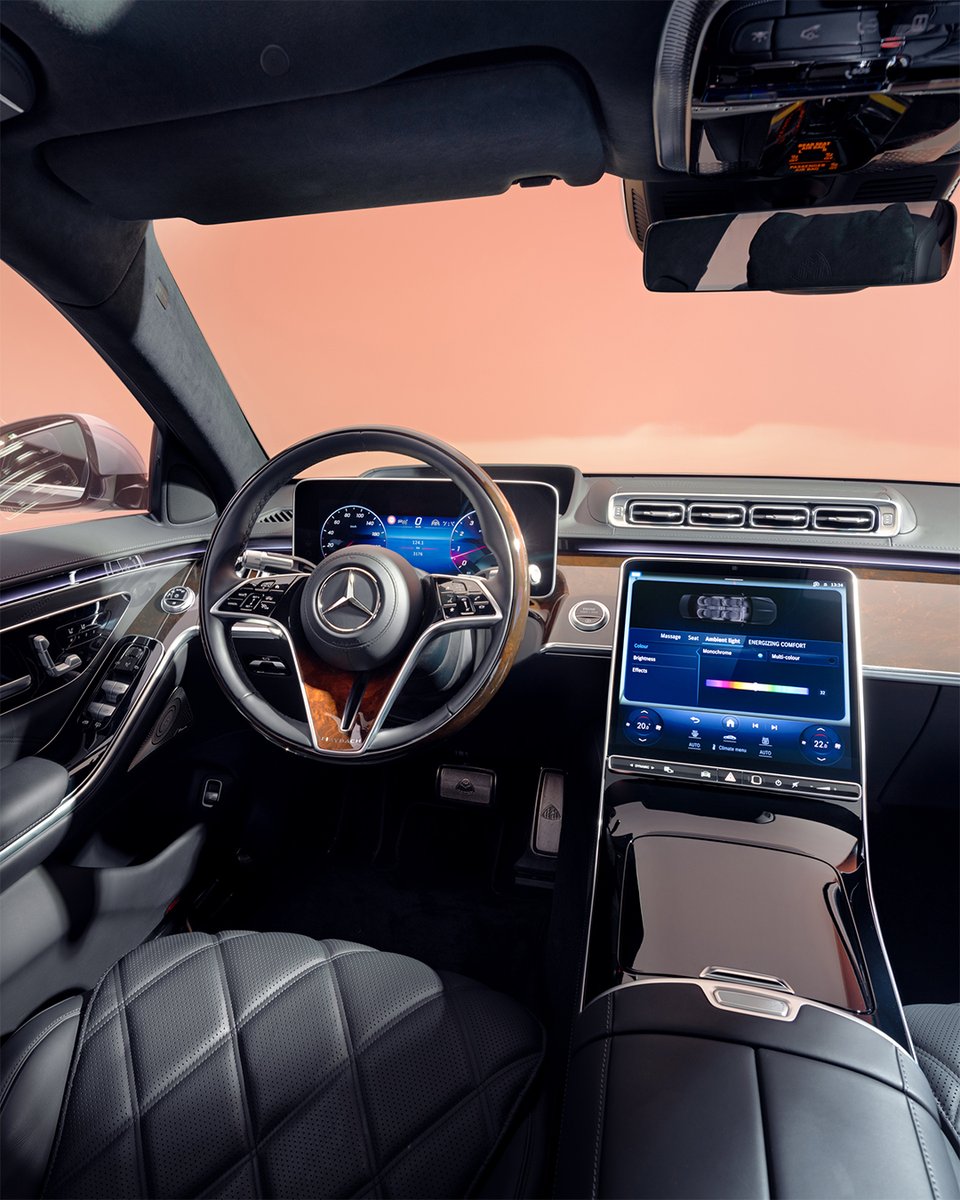 MercedesBenzIre's tweet photo. Take a closer look at the face of automotive luxury.
The Mercedes-Maybach S-Class Sedan. Learn more: https://t.co/OBLroBjwoh
IG: @phpicsphotography for #Mbcreator
#SophosticatedLuxury #Maybach #SClas https://t.co/iS28h37dAD