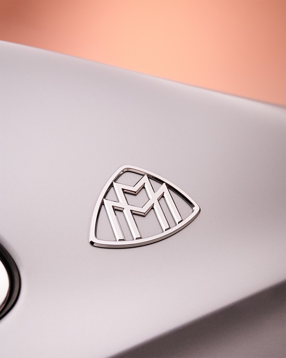 MercedesBenzIre's tweet photo. Take a closer look at the face of automotive luxury.
The Mercedes-Maybach S-Class Sedan. Learn more: https://t.co/OBLroBjwoh
IG: @phpicsphotography for #Mbcreator
#SophosticatedLuxury #Maybach #SClas https://t.co/iS28h37dAD