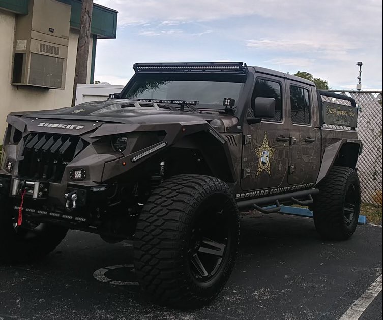 PoliticsBroward's tweet photo. It’s here @bsosherifftony personalized campaign vehicle has arrived, it’s parked at fleet in a disabled parking spot! 

📸 Look at this post on Facebook https://t.co/ilz6vc8cu4

@C38557143 @wsvn @nbc6 @WPLGLocal10 @SunSentinel @CBSMiami @MiamiHerald 
Feel free to SHARE! 🤡🎪 https://t.co/yDjxRVgLys