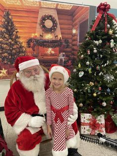 SEELilHawks's tweet photo. Breakfast from Santa was a fun time at SEE! https://t.co/8MSt93E1bb