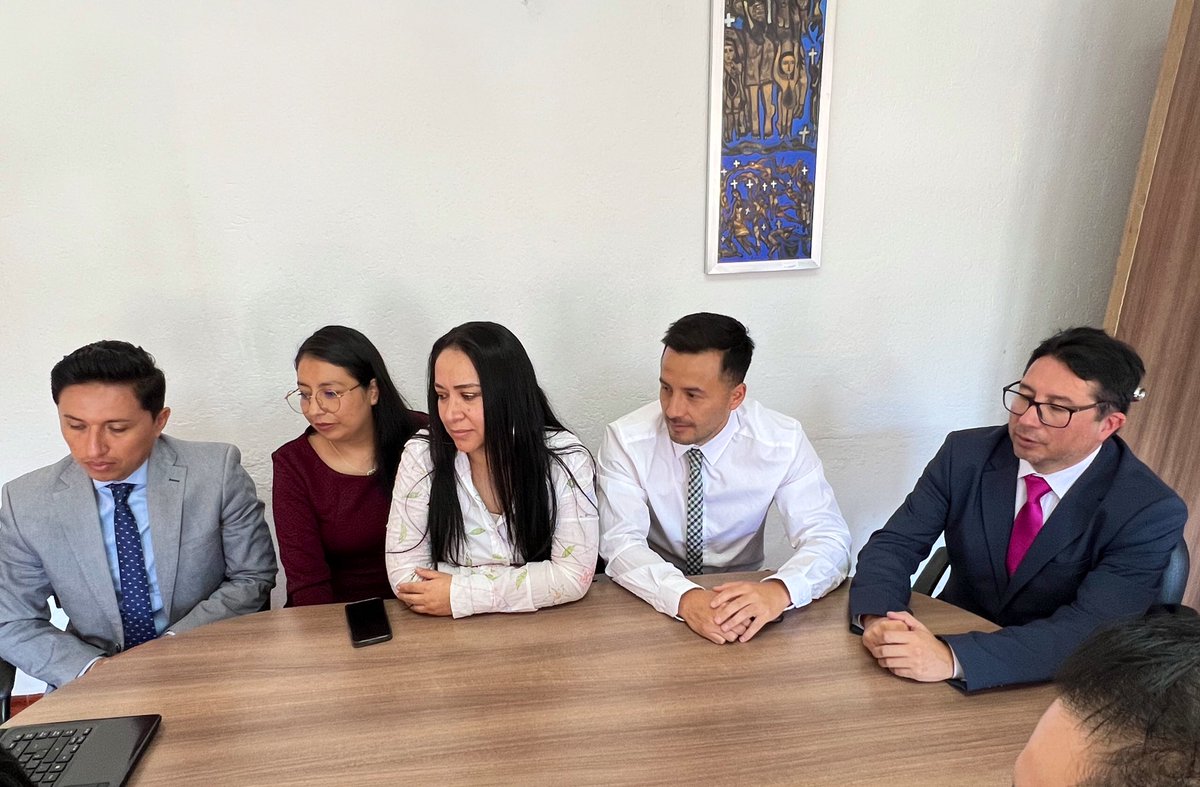 BolivarCJ's tweet photo. Servidores judiciales de @BolivarCJ, participan de manera virtual en la presentación "Resultados del Informe Técnico sobre el Sistema Judicial en el Ecuador”, organizado por la Red Americana de Derechos Humanos #RADH. https://t.co/5GZcGpEgUf