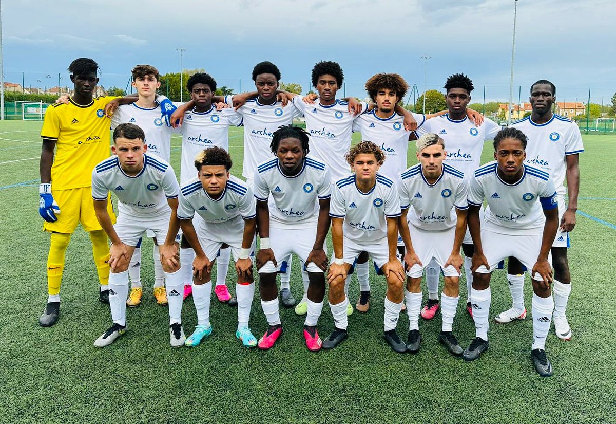 FC_Versailles's tweet photo. #𝐀𝐬𝐬𝐨𝐅𝐂𝐕 | GAMBARDELLA 🏆

Les U18 Versaillais de Jordy reçoivent QRM pour ce 1er tour Fédéral de la Coupe Gambardella : 

🗓 Dimanche 10 décembre à 14H30
🏟 Stade Porchefontaine https://t.co/3t98MHjyP8
