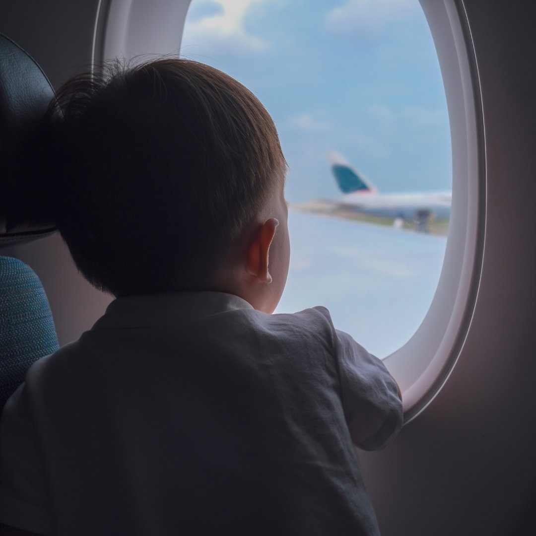 Is there a baby on board? 👶✈️ Share your baby’s first time flying. ⬇️