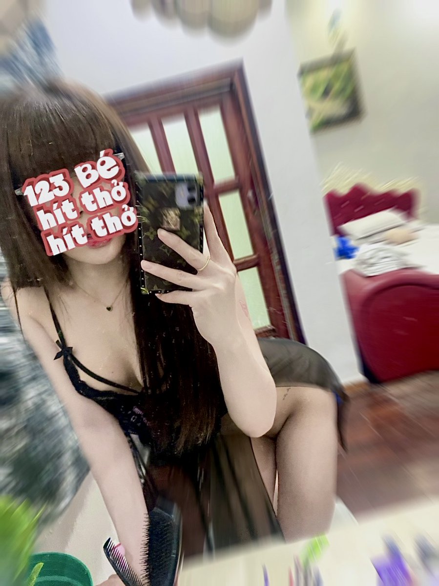 empee777's tweet photo. ai đang ở SG điểm danh ạ 🔞💋 https://t.co/yKGy08J7cL