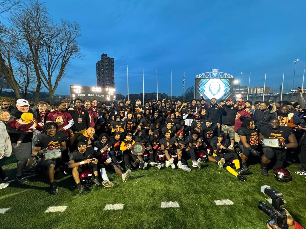 STATE CHAMPS!! When I lost my state championship game in 2019, I asked myself which Hayes team was gonna finally get it done. I had no doubt in my mind that it was gonna be this group to do it! Congrats to everybody involved it takes a village.❤️ #UpHayes #NYCHASBALLERS
