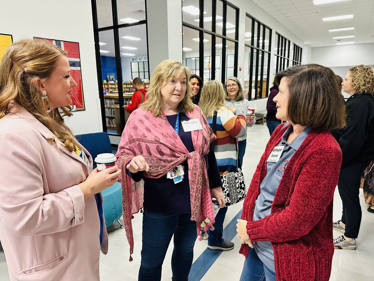Plano_Schools's tweet photo. Many Plano ISD teachers spent Saturday at the @HuffmanHawksPYP Primary Years Program Round Table on included general, inquiry-based teaching strategies. Participants gained new knowledge, collaborated with colleagues and received new resources for classrooms.
#LevelUpPlanoISD https://t.co/fozjTihN8P