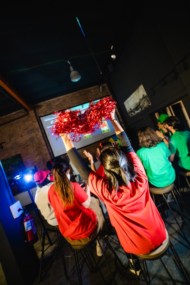 Queremos agradeceros por escogernos para celebrar vuestros eventos de fin de año, ✨
nos llena de emoción ver como crece este proyecto que hemos construido con mucha dedicación. 🎉
Esperamos crear cada vez más momentos felices en el 2024.🎊🙌
¡Felices fiestas!🥂