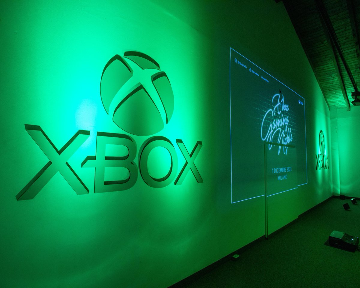 XboxItalia's tweet photo. Abbiamo organizzato la prima Gaming Night italiana per passare una serata con la miglior community che si può desiderare!
Con la volontà di dare qualcosa indietro a tutti voi che avete partecipato e in attesa di poterci rivedere presto per un nuovo appuntamento 💚 #XboxMilano https://t.co/ZDEgyzFOCi