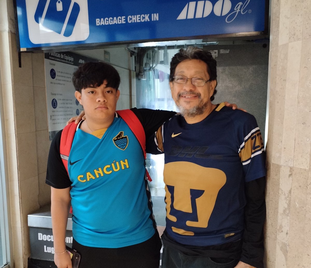 <a href="/RobertArguelles/">Roberts</a> <a href="/PumasMX/">PUMAS</a> <a href="/UNAM_MX/">UNAM</a> <a href="/cancun_fc/">Cancún FC</a> <a href="/JosSulub1/">José Sulub</a> <a href="/loriaedilbertoo/">Edy Loria</a> <a href="/Oliver_mexmtz/">Oliver Diego Mex Martinez</a> <a href="/nellymercedes5/">Nelly Aguiar</a> <a href="/diana_uan/">Diana Uan</a> <a href="/LoriaNaidelyn/">Naidelyn Loria</a> <a href="/manuel8canul5/">Manuel Alberto Canul</a> <a href="/omaralpuche/">omar alpuche leal</a> Histórico Campeonato  <a href="/cancun_fc/">Cancún FC</a> y triunfo de mis queridos <a href="/PumasMX/">PUMAS</a> de la <a href="/UNAM_MX/">UNAM</a> a finales. Un festejo doble e inolvidable.Hora de retornar a casa.
<a href="/nellymercedes5/">Nelly Aguiar</a> 
<a href="/LoriaNaidelyn/">Naidelyn Loria</a> 
<a href="/dafnheed/">Dafnhee del carmen</a> 
<a href="/diana_uan/">Diana Uan</a>
<a href="/chetubien/">Comunidad Chetubien</a> <a href="/fermin_carrillo/">Fermín Carrillo</a> 
<a href="/egresadostec/">Asociación de Egresados del ITCH, A.C.</a> 
<a href="/arquitecto_mx/">Victor Sánchez Ruz</a> 
<a href="/egreteccancun/">Fundación de Egresados y Amigos del TecNM</a>