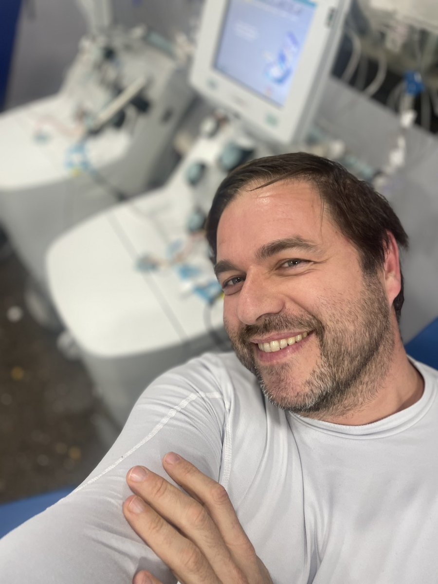 Alexaymerich's tweet photo. Y tú no vienes?? #sangreselfie @GVAdonasang https://t.co/mMlkNOLamZ