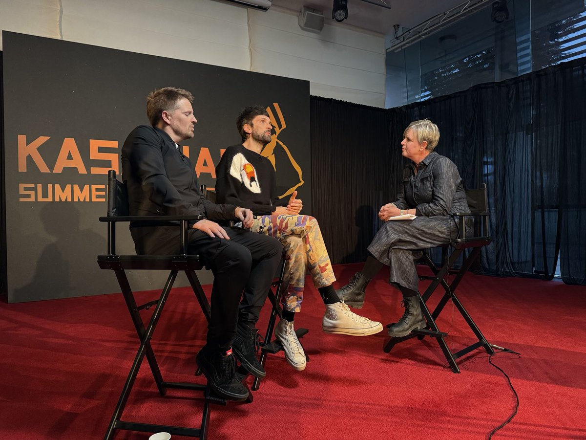 victoria hicks tweet media