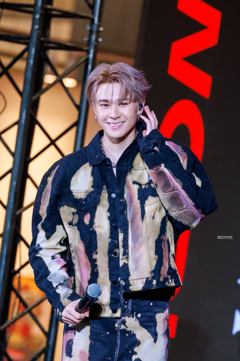 heyjackie3's tweet photo. ยิ้มเผื่อแผ่ความสดใสให้คนทั้งโลก😁

#JackieJackrin 
#EMDISTRICTCALLINGTHEWORLD 
#EMDISTRICT #EMSPHERE
#TRINITY_TNT https://t.co/jath6k8MoH
